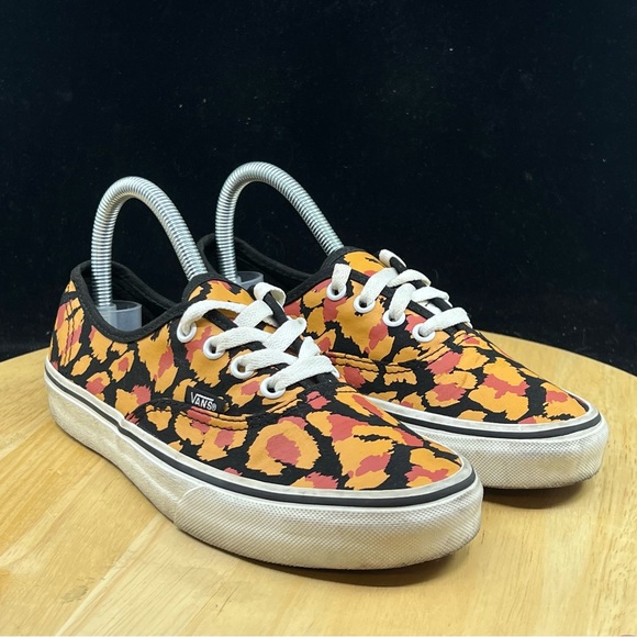 Vans Classic Lace Up Orange/Black Animal Print Women’s Size 6.5 - Picture 8 of 10